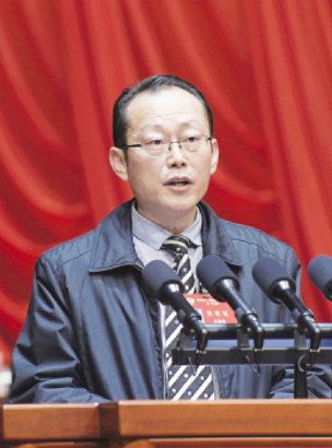 石校瑜.jpg