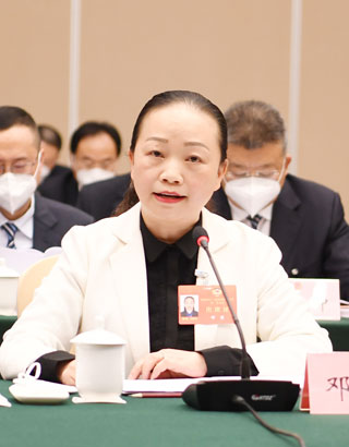 4644-B23-3邓琴.jpg