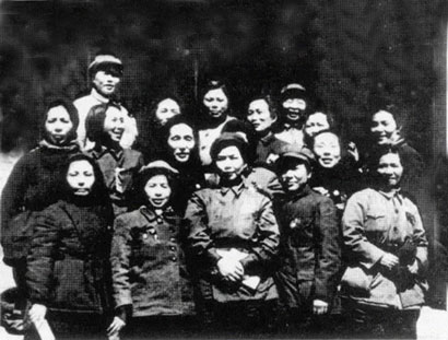 4865-3-2参加长征女战士1949.jpg