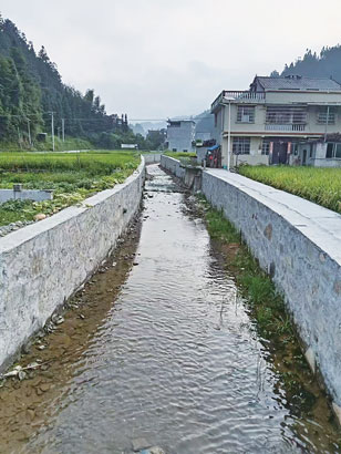5003-3-3修复后的河道.jpg
