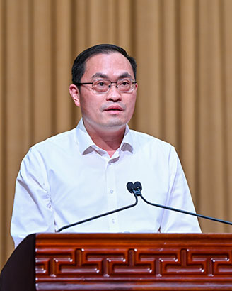 5143-3-3黔南州委书记洪湖鹏.jpg
