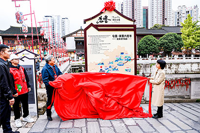 1763000546903022073.jpg E81B7FFA739F77AAAA508D857114186C.jpg